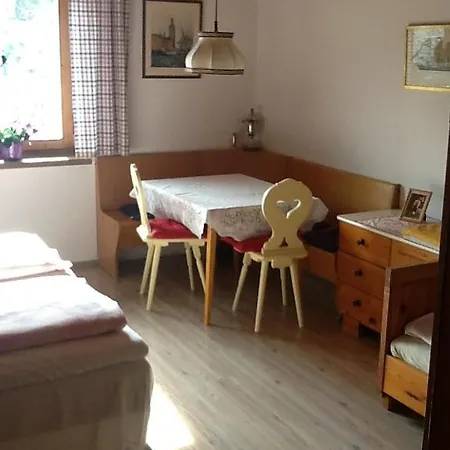 Alpenhaus Pfister Апартаменты Фюген
